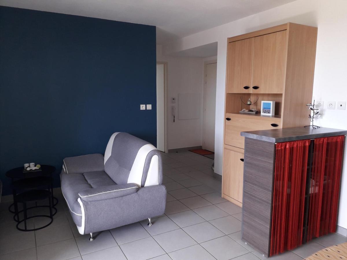Bel Appartement En Residence Avec Parking Prive Arvert Bagian luar foto