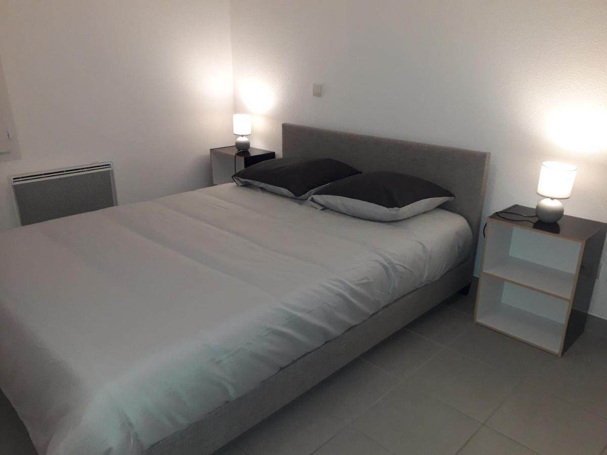 Bel Appartement En Residence Avec Parking Prive Arvert Bagian luar foto